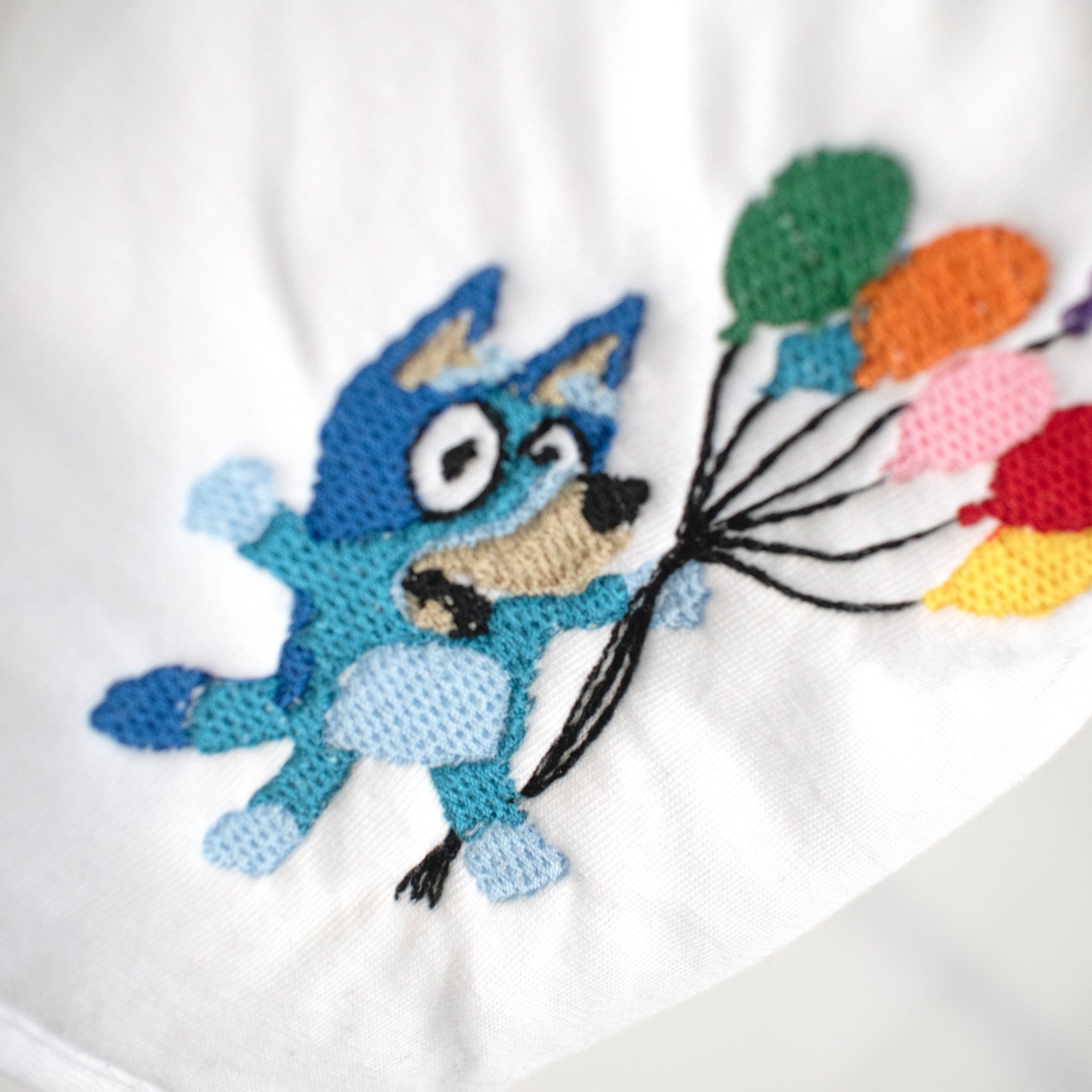 Babero Bluey Celebration